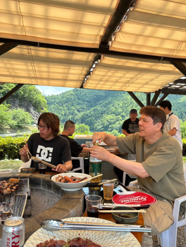 bbq_up1_e.jpg